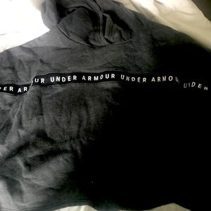 Under armor cropped sweatshirt
